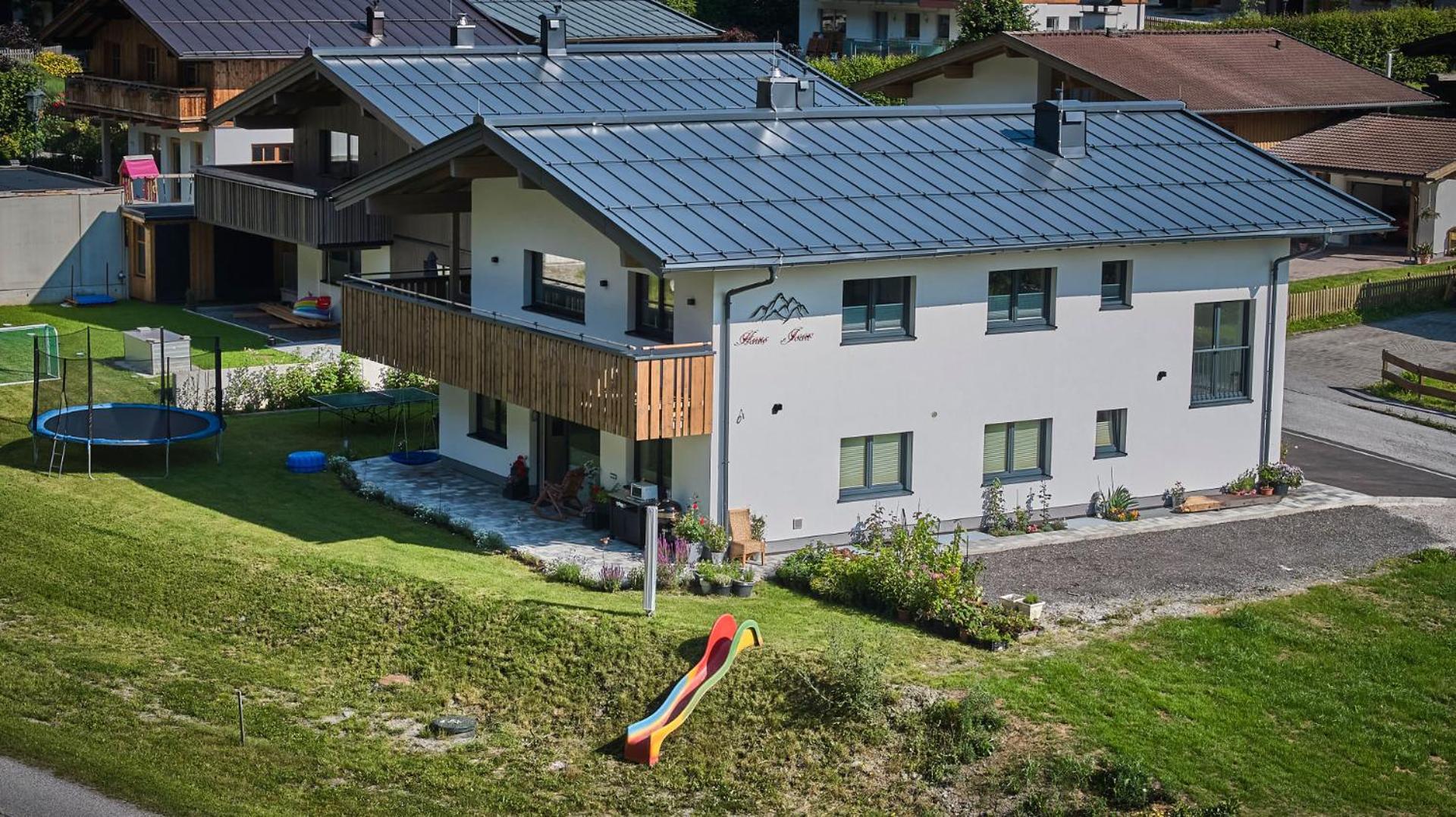Haus Joan - Apartments Saalbach-Hinterglemm Exterior photo